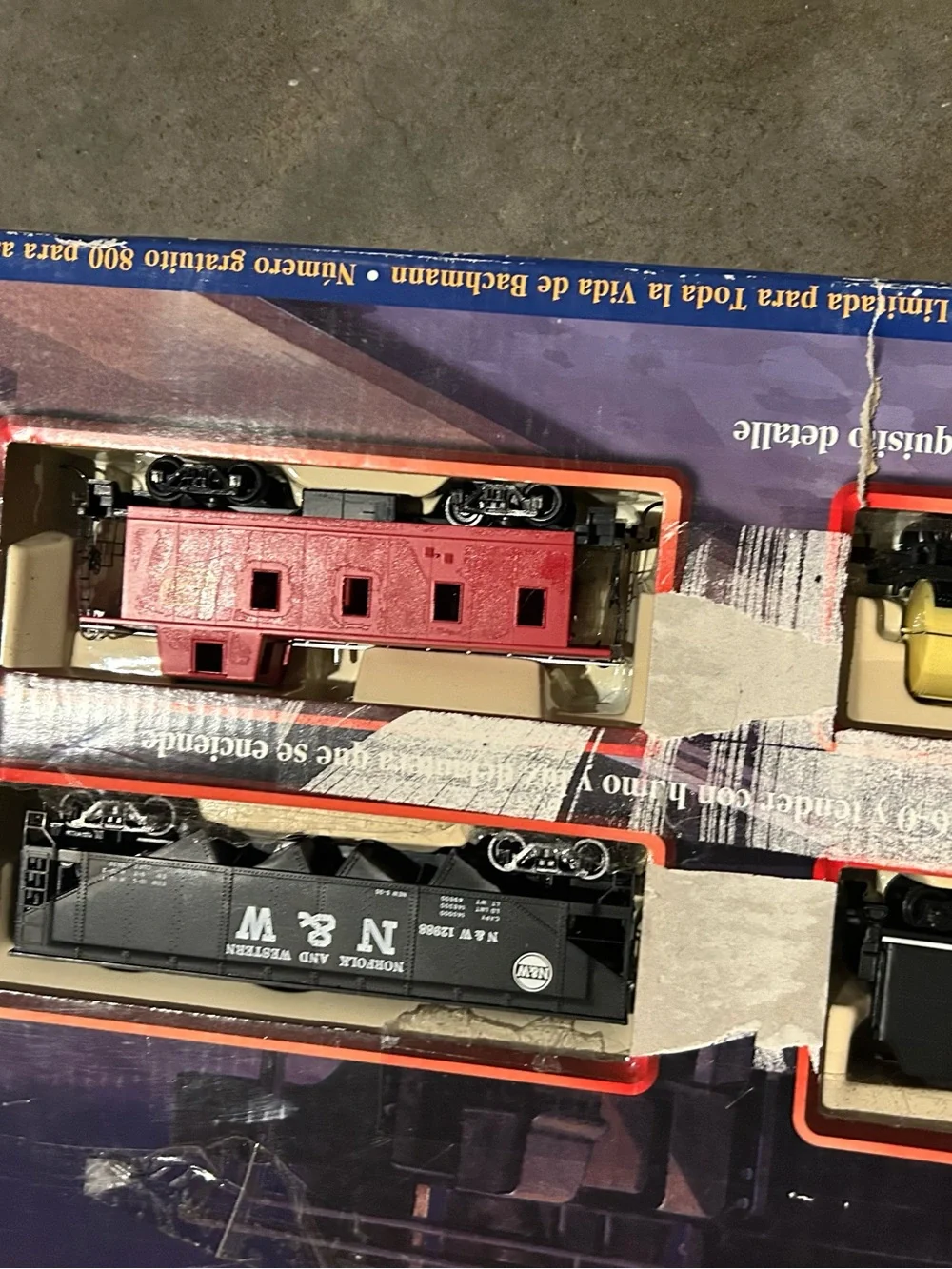 Bachmann Chattanooga Electric Train Set with E-Z Track HO Scale